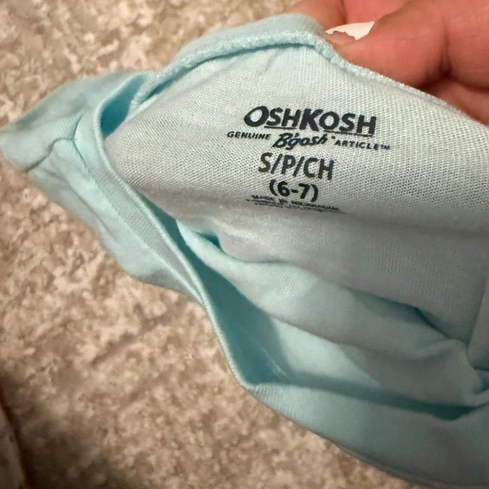 OshKosh B'gosh Light Blue Long Sleeve Gem Graphic Top size 6/7